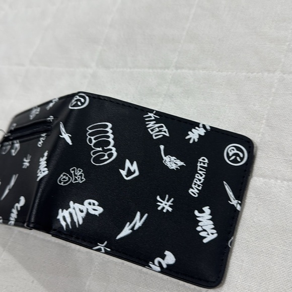 Cuidado Con El Perro Wallet - Picture 9 of 10